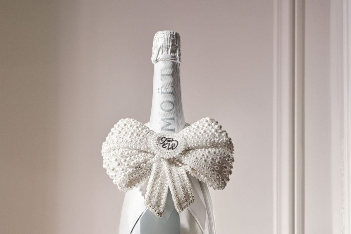Moët & Chandon x Pharrell Williams: saber the grand luxury! Moët & Chandon x Pharrell Williams: saber the grand luxury!