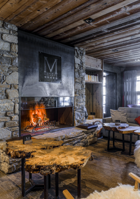 A (connected) winter stay in the mountains A winter (weaving) stay in the mountains