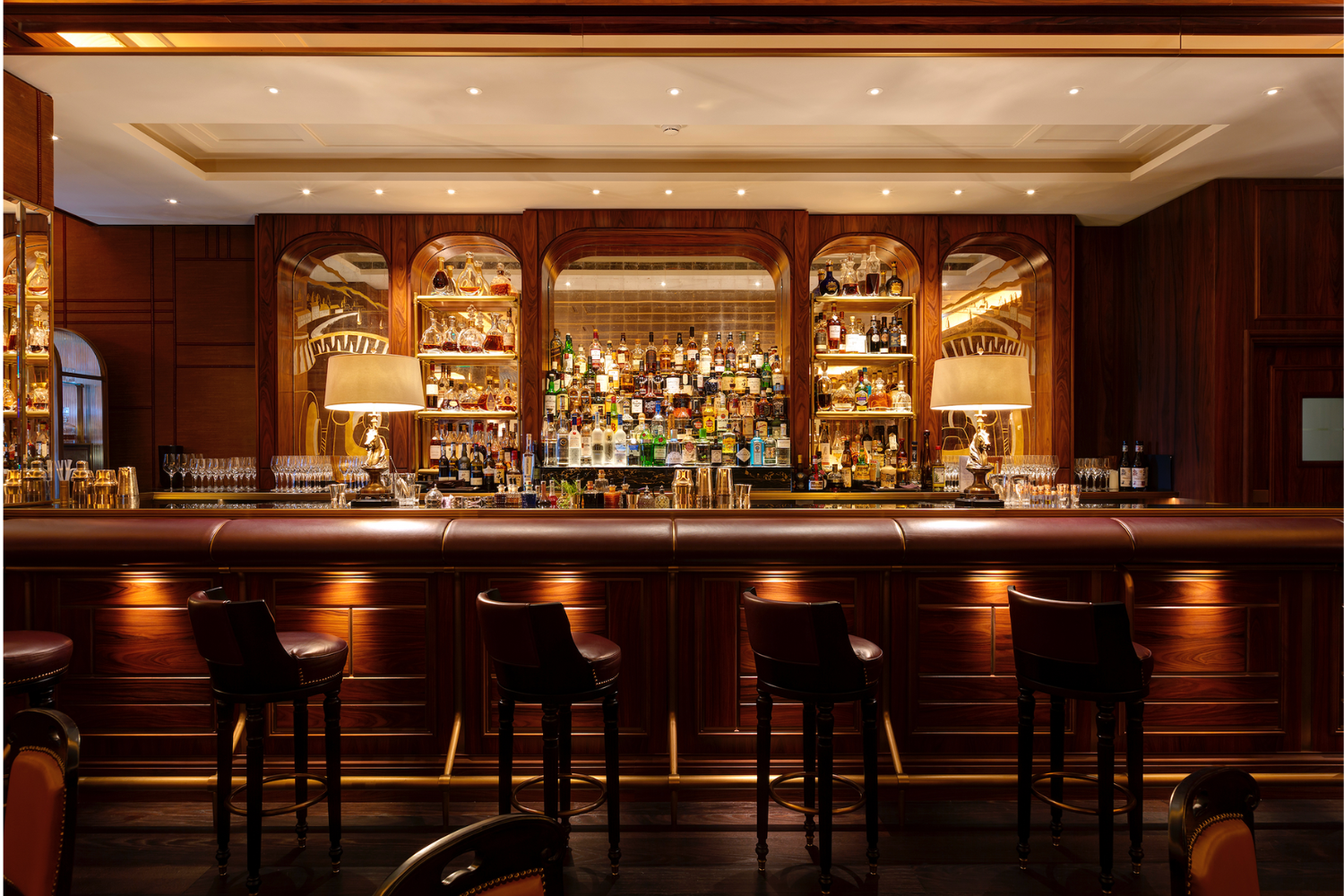 The 5-star cocktail bars
